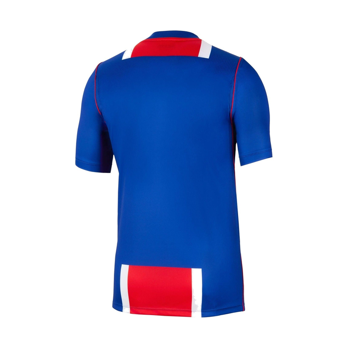 Nome e numero, stampati sulla maglia